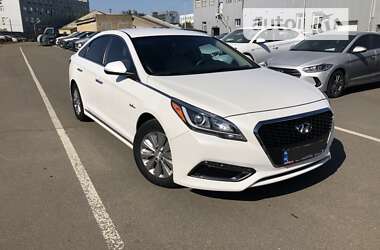 Седан Hyundai Sonata 2015 в Киеве