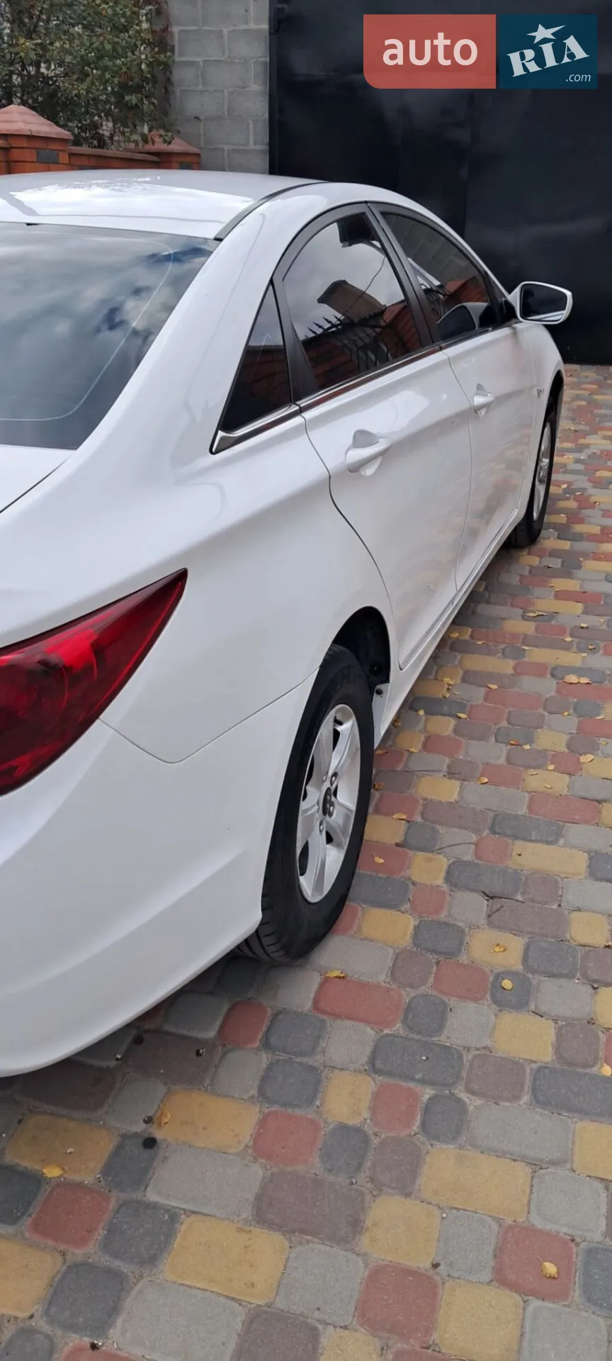 2010 Hyundai Sonata - мініатюра 5