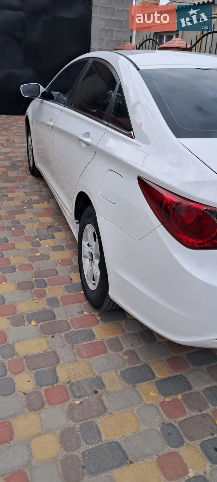 2010 Hyundai Sonata - мініатюра 6