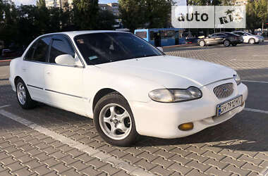 Седан Hyundai Sonata 1998 в Одессе