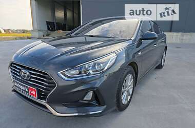 Седан Hyundai Sonata 2018 в Львове