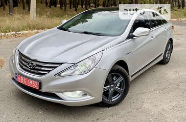 Седан Hyundai Sonata 2012 в Охтирці