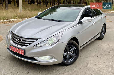 Седан Hyundai Sonata 2012 в Ахтырке