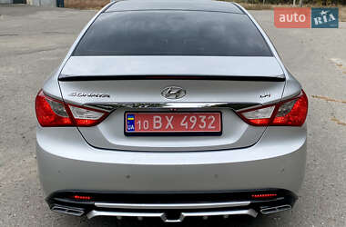 Седан Hyundai Sonata 2012 в Ахтырке