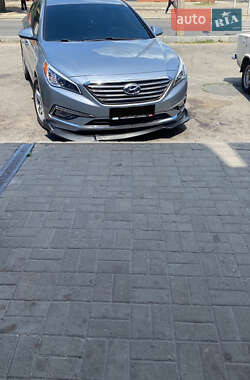 Седан Hyundai Sonata 2015 в 