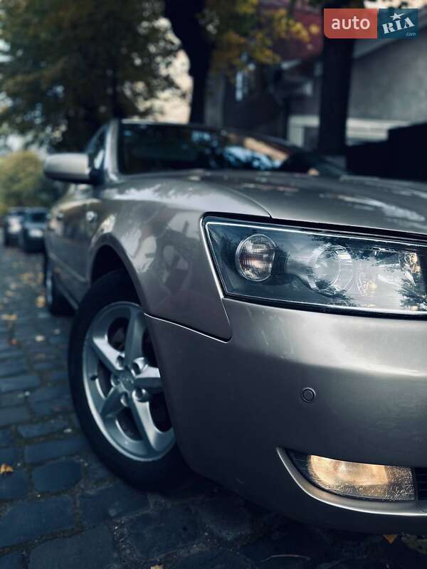 Седан Hyundai Sonata 2006 в Чернівцях