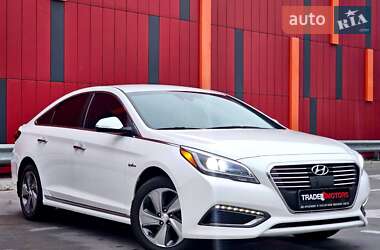 Седан Hyundai Sonata 2015 в Киеве