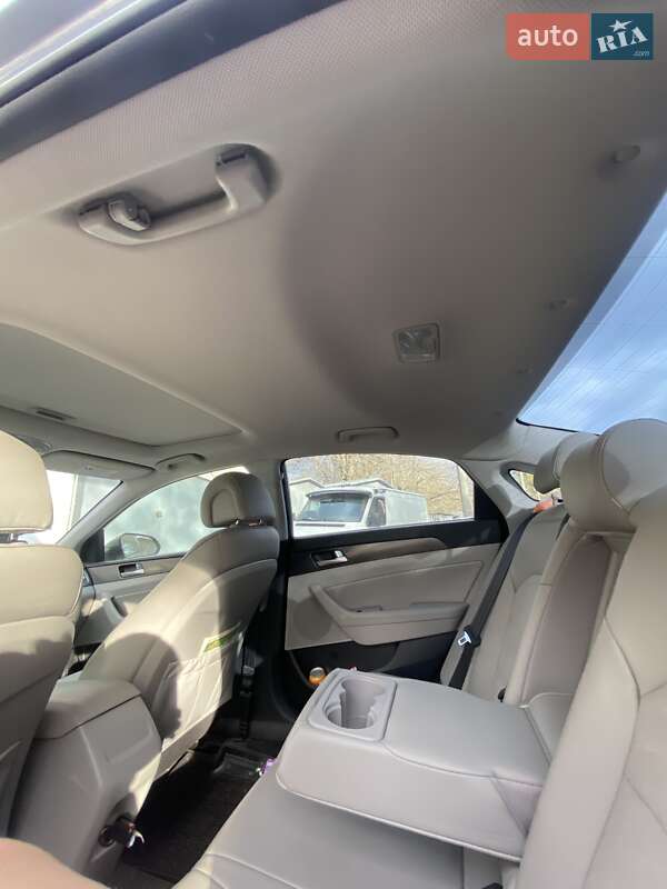 Седан Hyundai Sonata 2017 в Черкасах