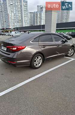 Седан Hyundai Sonata 2016 в Киеве