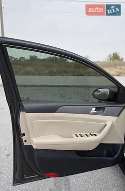 Седан Hyundai Sonata 2015 в Запоріжжі