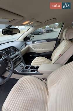 Седан Hyundai Sonata 2015 в Запоріжжі