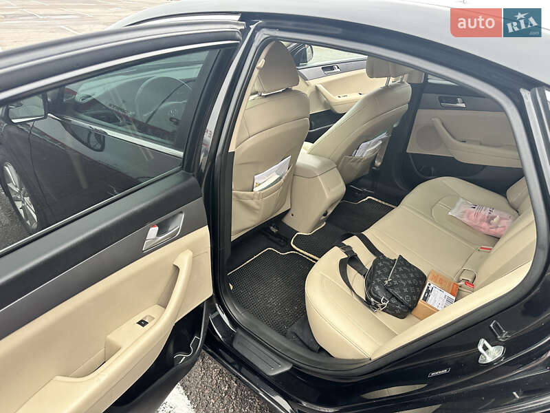 Седан Hyundai Sonata 2015 в Ровно фото 10 Седан Hyundai Sonata 2015 в Ровно