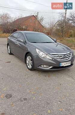 Седан Hyundai Sonata 2011 в Краснограде