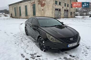 Седан Hyundai Sonata 2010 в Межгорье