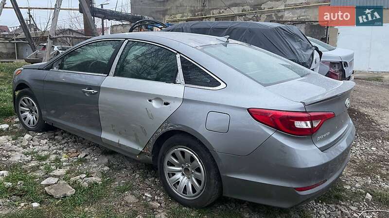 Hyundai Sonata 2015