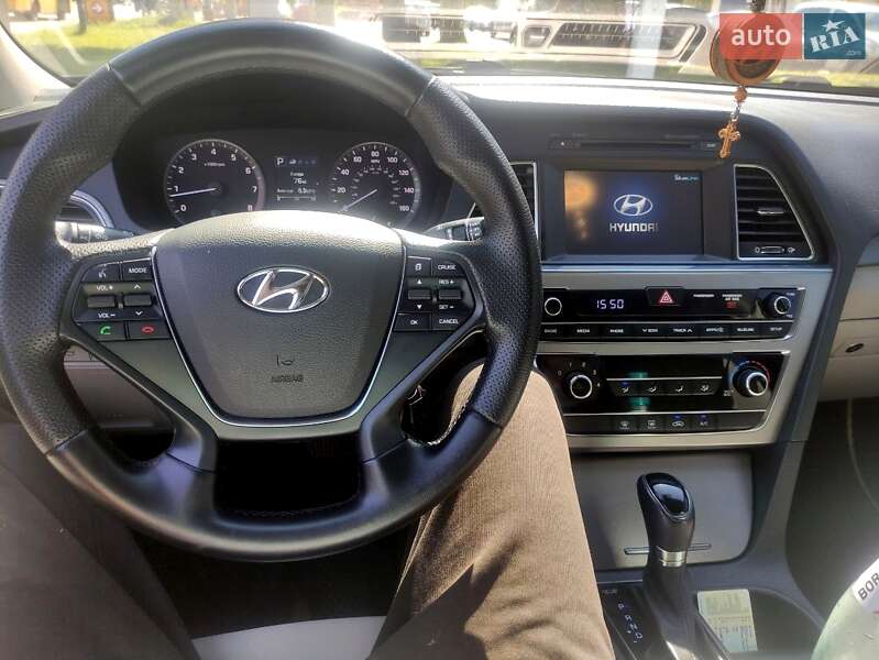Седан Hyundai Sonata 2015 в Івано-Франківську