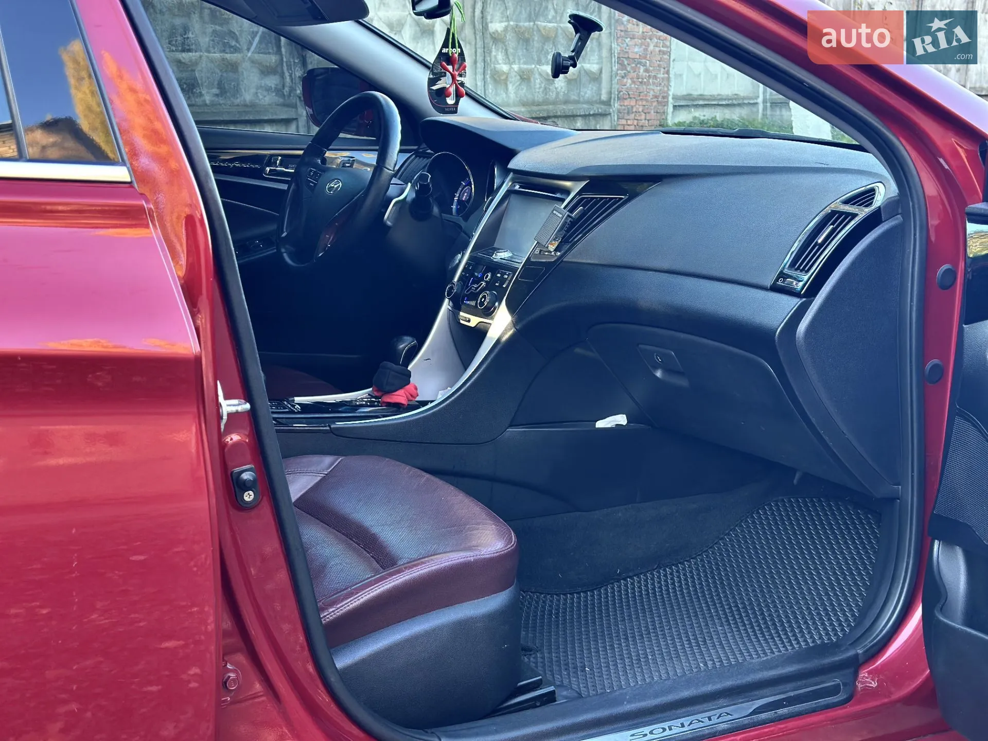 2010 Hyundai Sonata - мініатюра 9