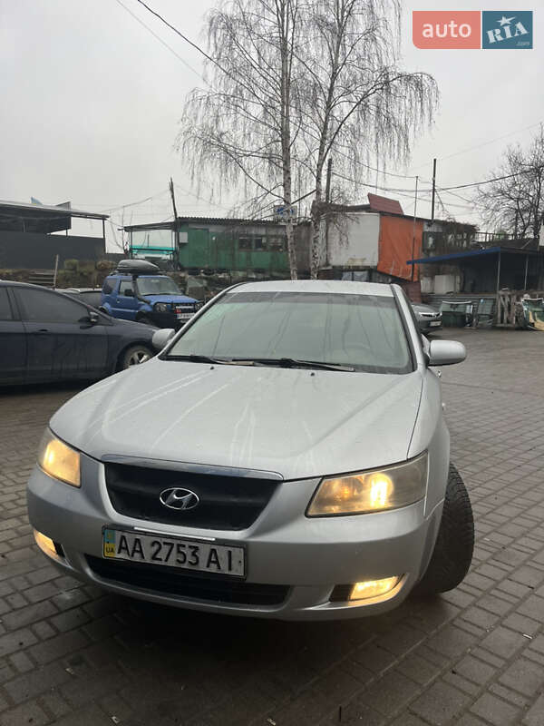 Седан Hyundai Sonata 2005 в Івано-Франківську