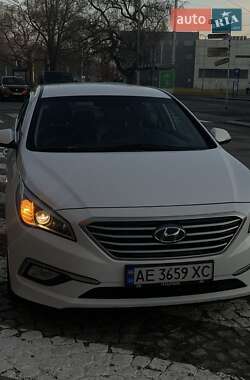 Седан Hyundai Sonata 2015 в Кам'янському