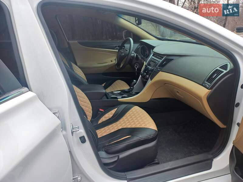 Седан Hyundai Sonata 2013 в Киеве