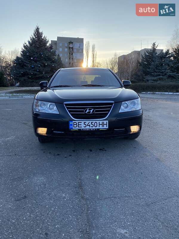 Седан Hyundai Sonata 2008 в Южноукраинске