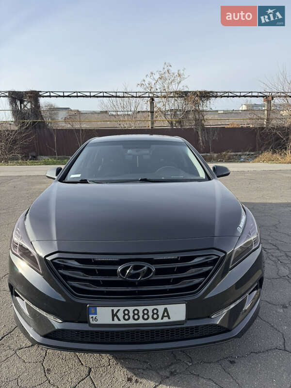 Седан Hyundai Sonata 2015 в Одессе