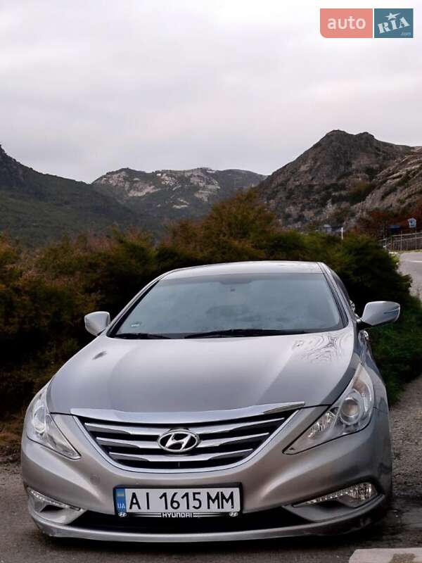 Седан Hyundai Sonata 2014 в Черновцах
