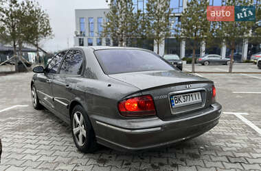 Седан Hyundai Sonata 2004 в 