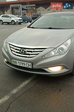 Седан Hyundai Sonata 2010 в Києві