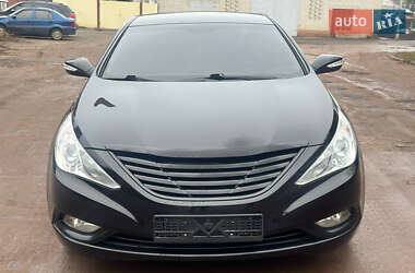 Седан Hyundai Sonata 2011 в Ахтырке