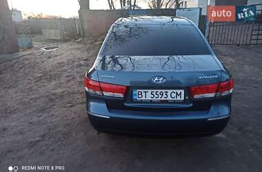 Седан Hyundai Sonata 2009 в Малій Висці