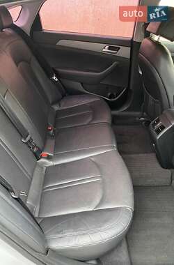Седан Hyundai Sonata 2016 в 