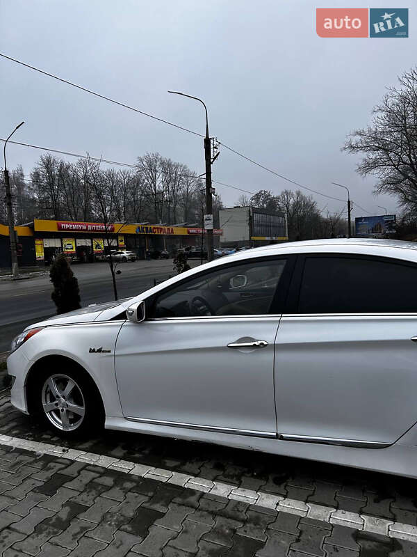 Седан Hyundai Sonata 2012 в Тернополі