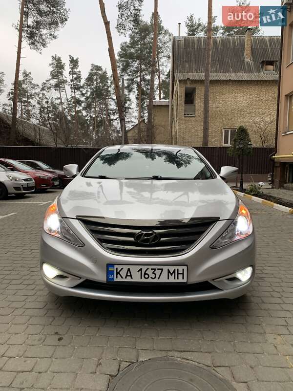 Седан Hyundai Sonata 2014 в Ірпені