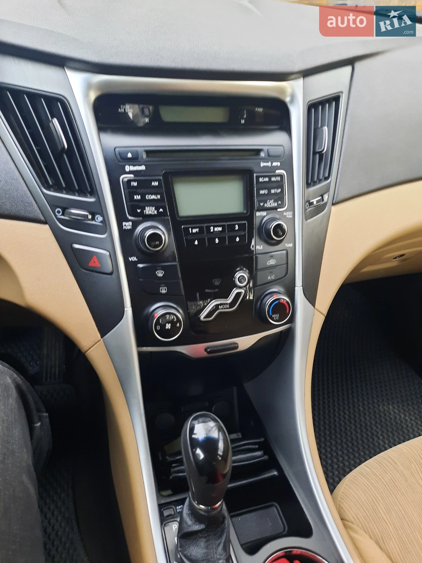 2010 Hyundai Sonata - мініатюра 8