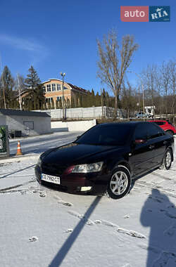 Седан Hyundai Sonata 2006 в Чернівцях