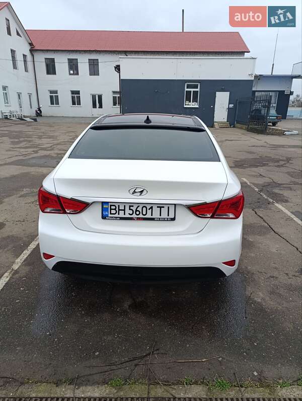 Седан Hyundai Sonata 2014 в Килии