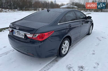 Седан Hyundai Sonata 2011 в Остроге