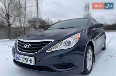 Седан Hyundai Sonata 2011 в Остроге