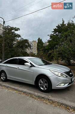 Седан Hyundai Sonata 2014 в Киеве