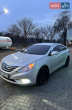 Седан Hyundai Sonata 2014 в Дніпрі