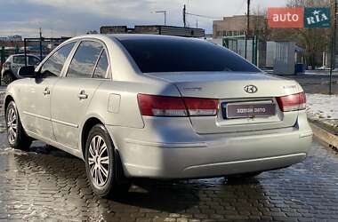 Седан Hyundai Sonata 2010 в Львове