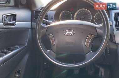 Седан Hyundai Sonata 2010 в Львове