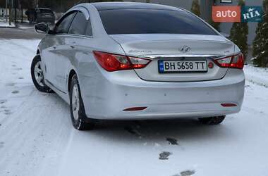 Седан Hyundai Sonata 2012 в 