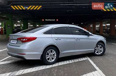 Седан Hyundai Sonata 2015 в Киеве