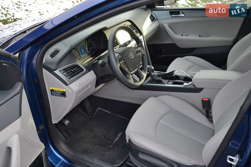 Седан Hyundai Sonata 2016 в Киеве фото 46 Седан Hyundai Sonata 2016 в Киеве