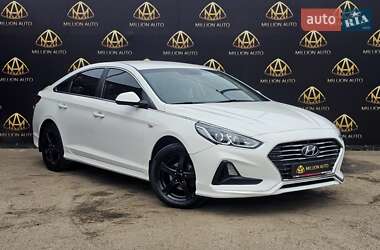 Седан Hyundai Sonata 2017 в Киеве