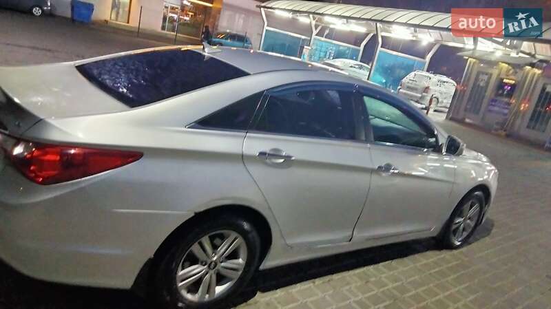 Седан Hyundai Sonata 2013 в Одесі