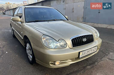 Седан Hyundai Sonata 2004 в Києві