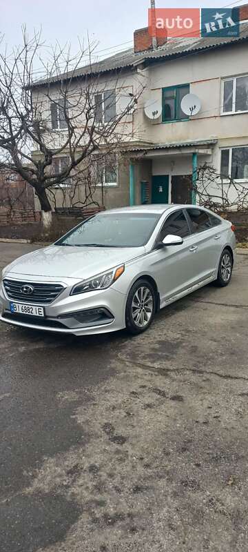 Седан Hyundai Sonata 2015 в Кобеляках